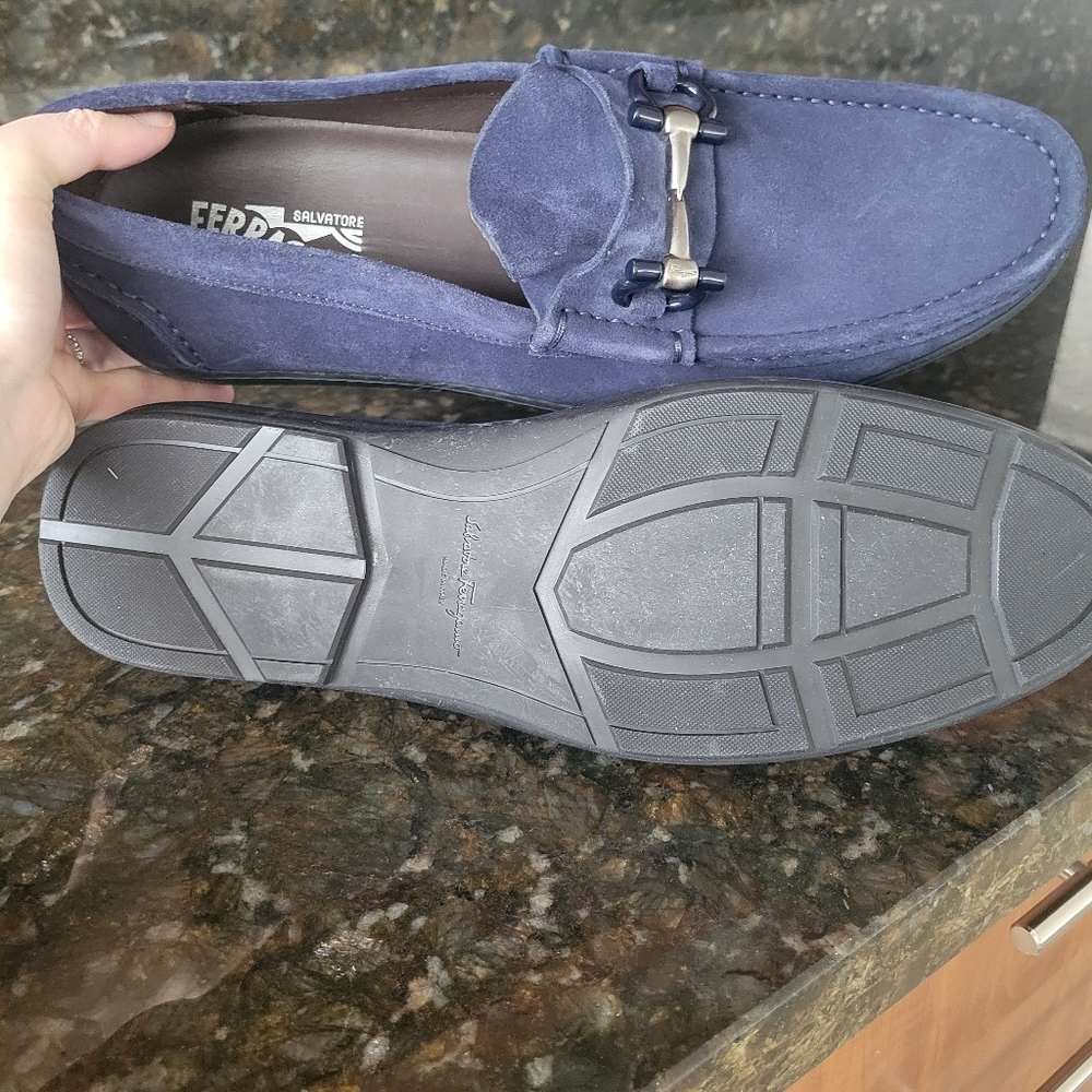 Mens Salvatore Ferragamo Navy Blue Gancini Suede Loafers, Size 11 - Picture 3 of 6